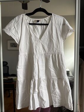 Universal Thread White V-Neck Tiered Midi Dress